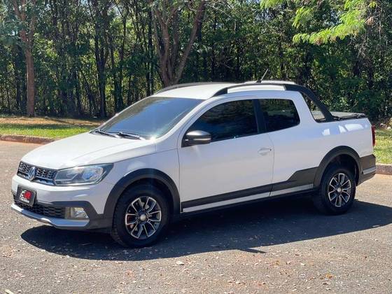 VOLKSWAGEN SAVEIRO 1.6 CROSS CD 16V FLEX 2P MANUAL VOLKSWAGEN SAVEIRO 1.6 CROSS CD 16V FLEX 2P MANUAL